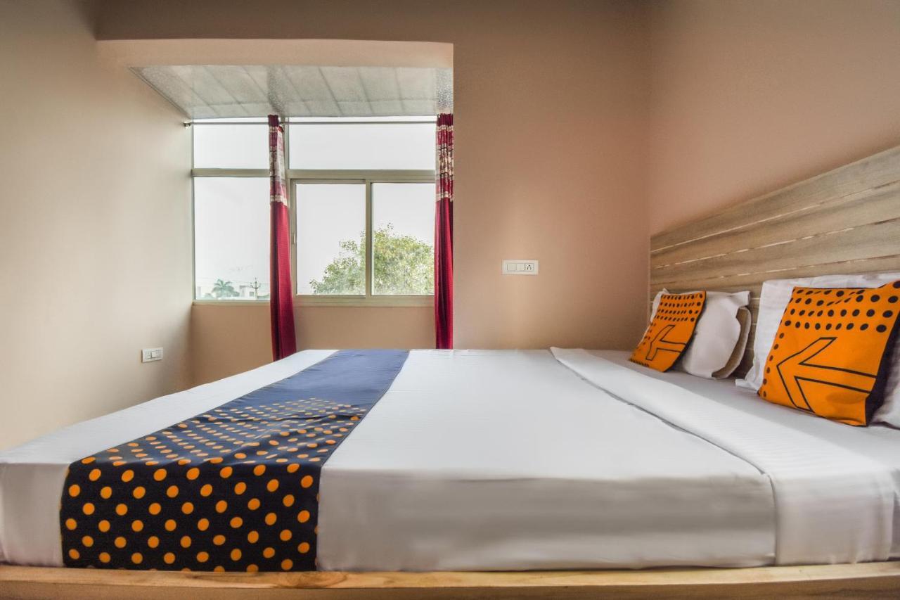 Hotel O Hi Tech Panchkula Luaran gambar