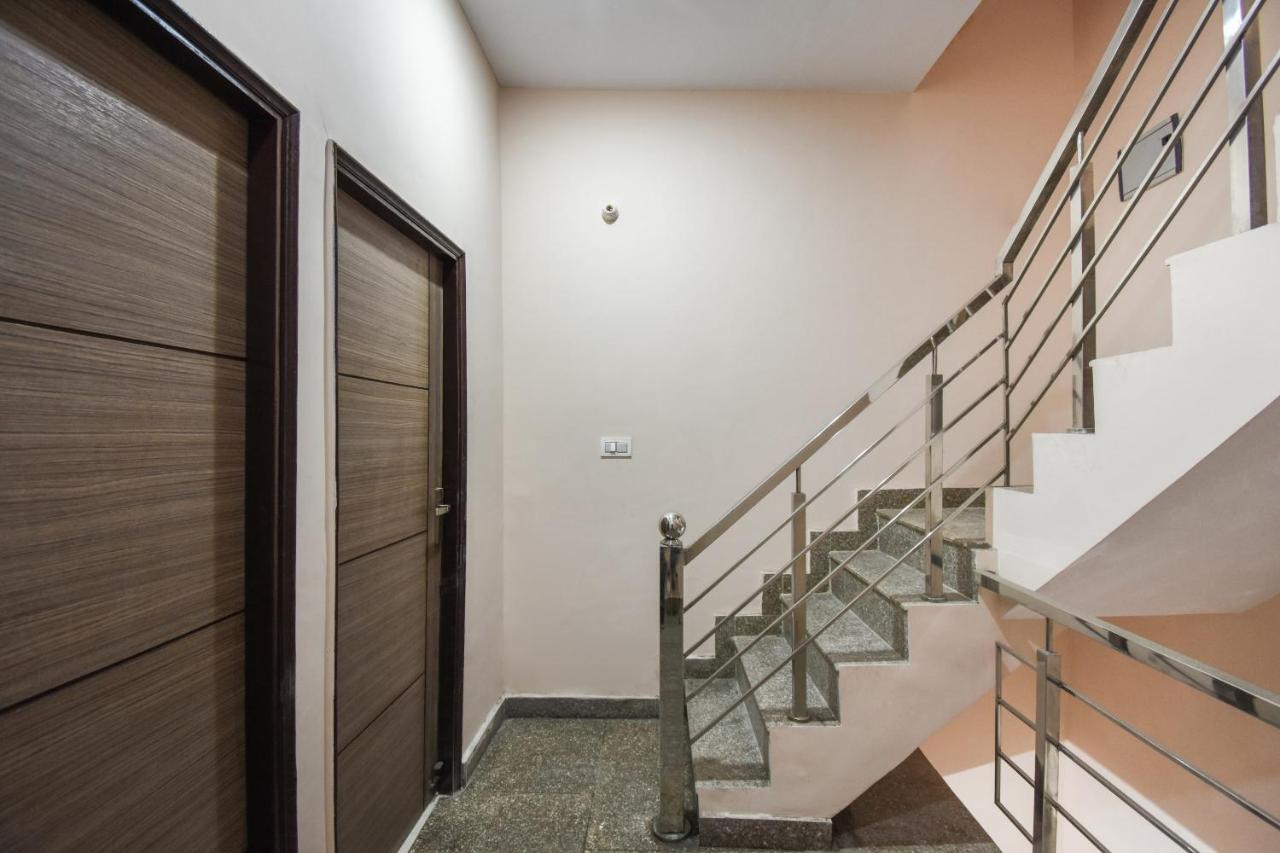 Hotel O Hi Tech Panchkula Luaran gambar